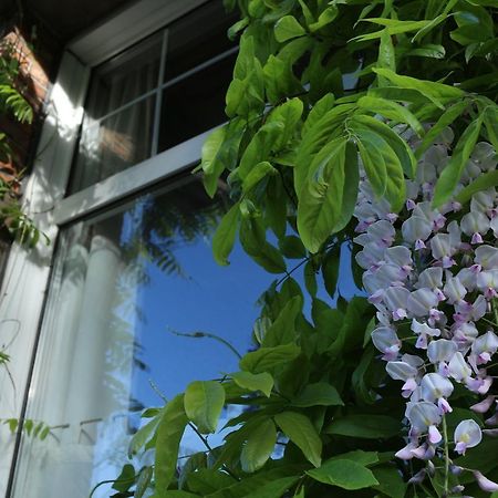 Studio Elisabeth Apartment Брюж Екстериор снимка