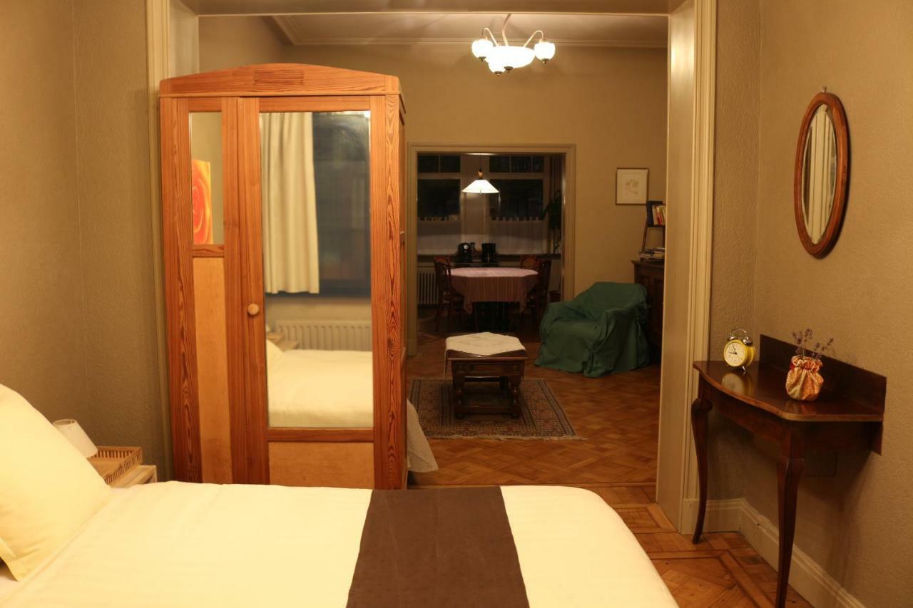 Studio Elisabeth Apartment Брюж Екстериор снимка